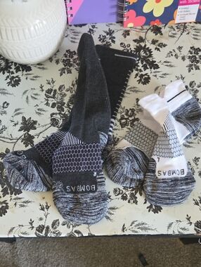 BOMBA'S Men's Black & White Performance Crew and Ankle Socks - 2 Pair